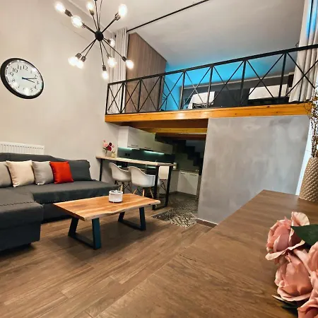 Panos Signature Loft Apartment